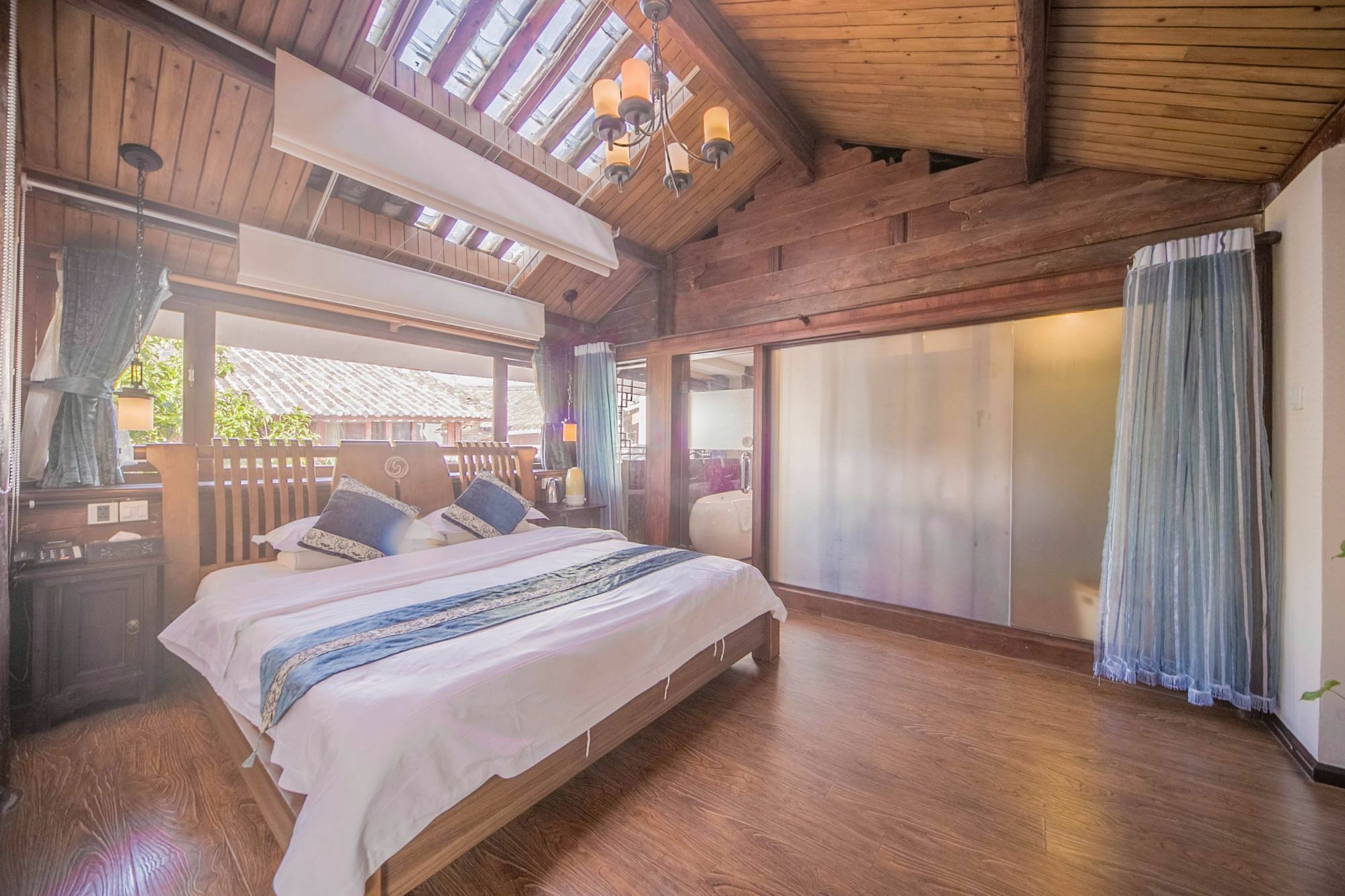 Lijiang Half Moon Bay Inn 외부 사진