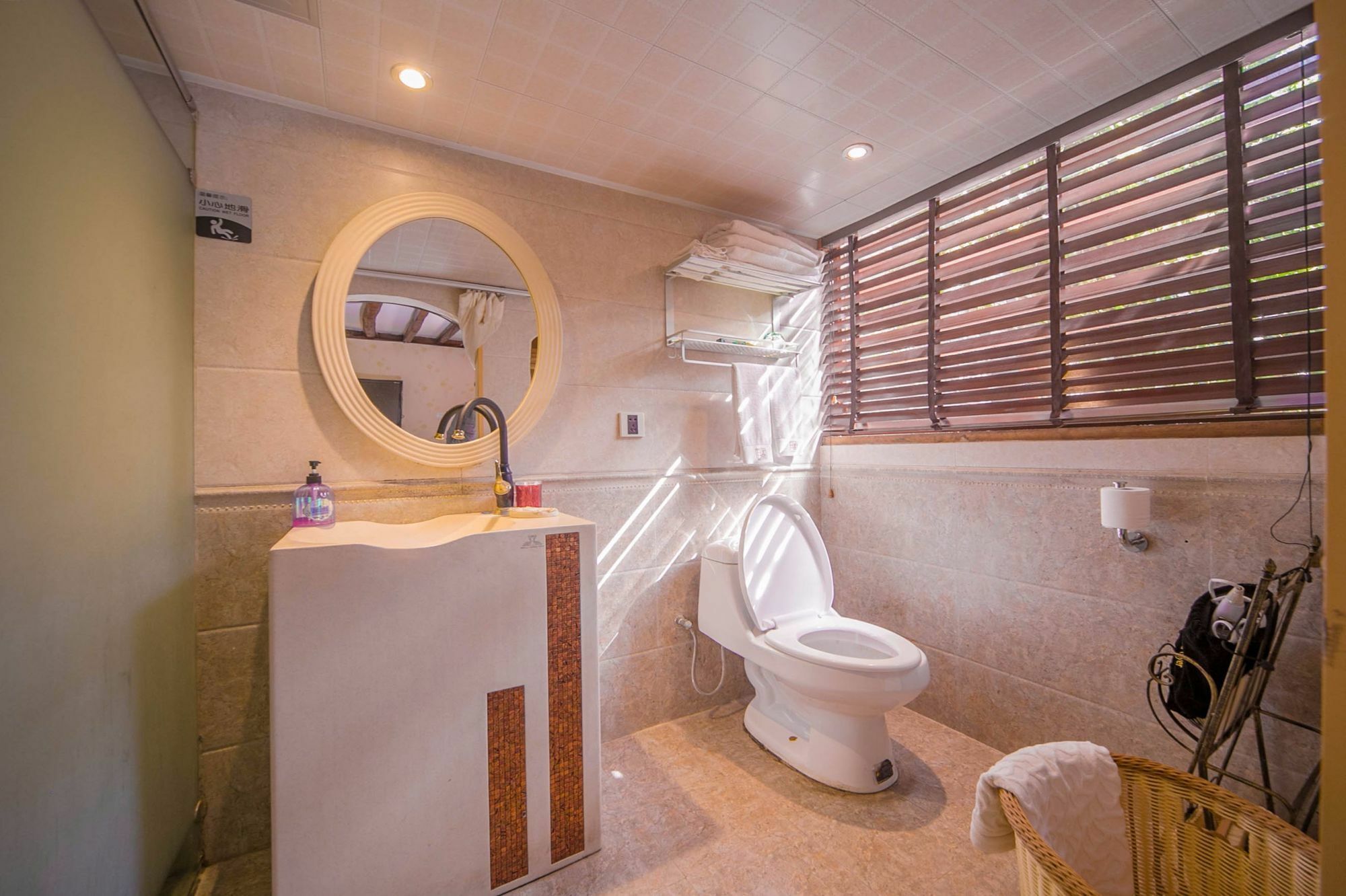 Lijiang Half Moon Bay Inn 외부 사진